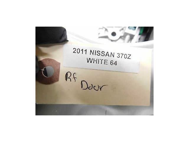 2009-2015 NISSAN 370Z COUPE OEM RIGHT FRONT DOOR WINDOW REGULATOR TRACK FRAME