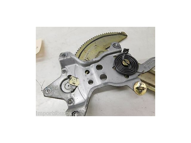 2003-2006 TOYOTA TUNDRA OEM LEFT FRONT DRIVER DOOR WINDOW REGULATOR