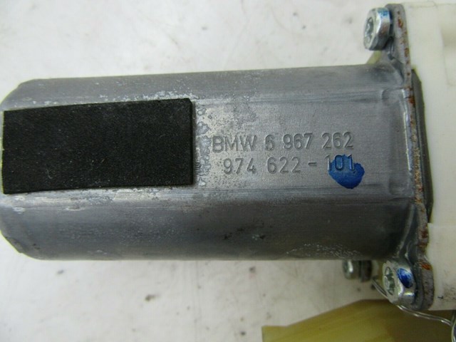 2007-2010 BMW X5 E70 OEM OEM RIGHT FRONT PASS. SIDE DOOR WINDOW REGULATOR MOTOR