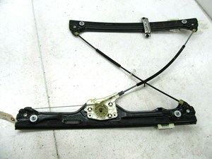 2007-2010 BMW X5 E70 OEM LEFT FRONT DRIVER DOOR WINDOW REGULATOR WITHOUT MOTOR