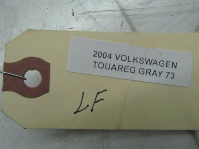 2004-2007 VOLKSWAGEN TOUAREG OEM LEFT FRONT DOOR SILL TRIM PANEL 