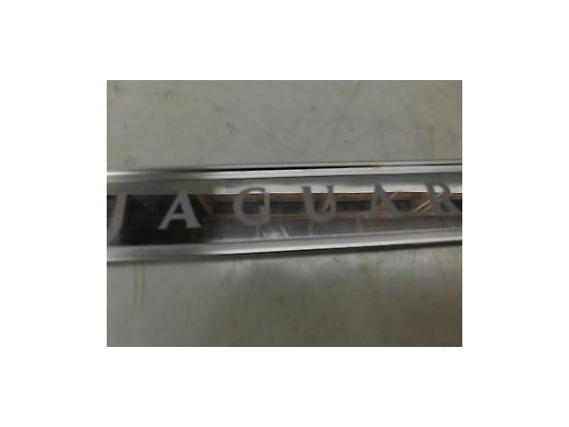 2004-2007 JAGUAR XJ8 X350 OEM LEFT REAR DOOR SILL TRIM