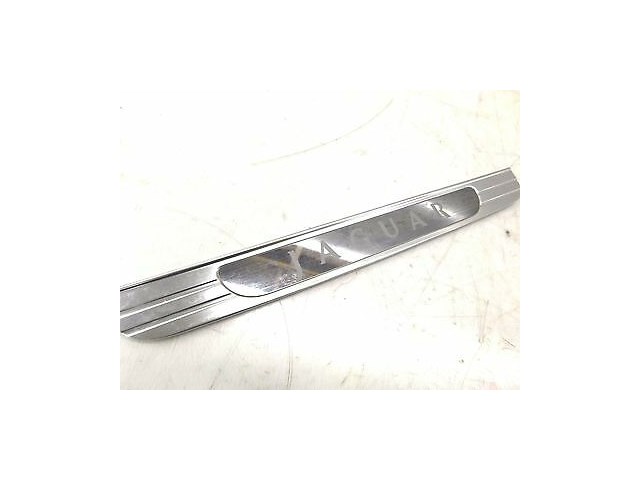 2004-2007 JAGUAR XJ8 X350 OEM LEFT REAR DOOR SILL TRIM