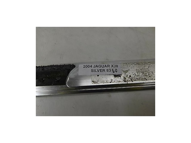 2004-2007 JAGUAR XJ8 X350 OEM LEFT FRONT DRIVER DOOR SILL TRIM