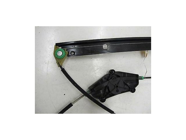 2008-2012 AUDI A4 AVANT WAGON B8 OEM RIGHT FRONT DOOR WINDOW REGULATOR TRACK