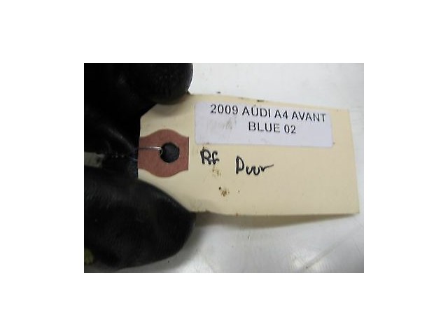 2008-2012 AUDI A4 AVANT WAGON B8 OEM RIGHT FRONT DOOR WINDOW REGULATOR TRACK