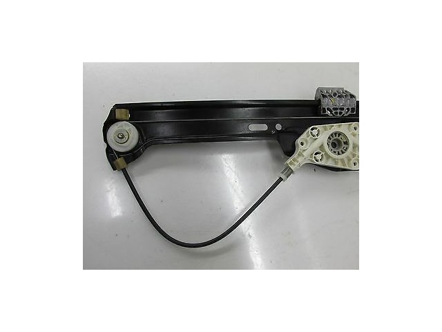 2006-2007 BMW 530I E60 OEM LEFT FRONT DRIVER'S DOOR WINDOW REGULATOR TRACK