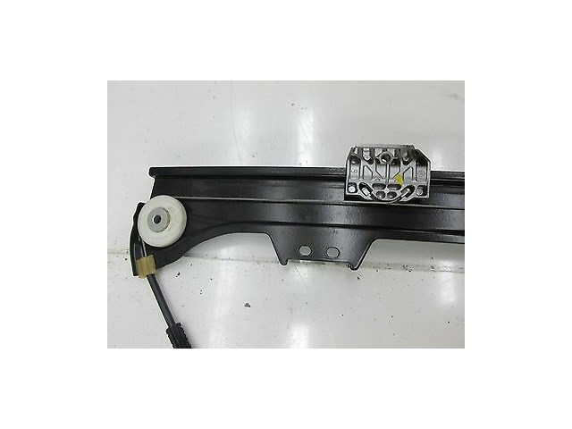 2006-2007 BMW 530I E60 OEM LEFT FRONT DRIVER'S DOOR WINDOW REGULATOR TRACK