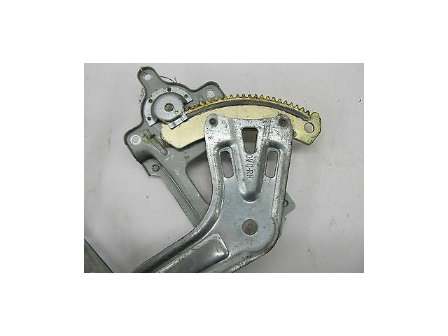 2003-2004 INFINITI M45 OEM RIGHT REAR BACK DOOR WINDOW REGULATOR 