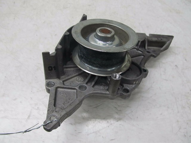 2004-2007 VOLKSWAGEN TOUAREG OEM FRONT ENGINE COOLANT WATER PUMP ASSEMBLY 