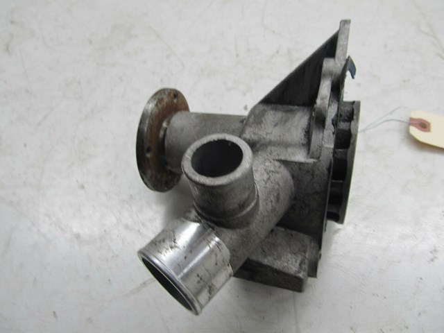 1985-1991 BMW 325i CABRIO E30 M20 2.5 OEM ENGINE WATER PUMP