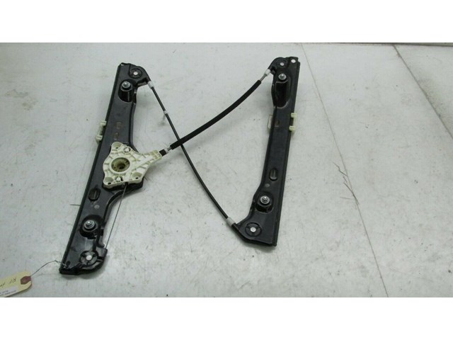 2007-2011 BMW 328i E90 OEM RIGHT FRONT DOOR WINDOW REGULATOR 