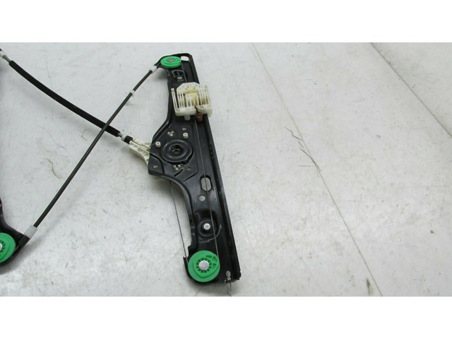 2007-2011 BMW 328i E90 OEM RIGHT FRONT DOOR WINDOW REGULATOR 
