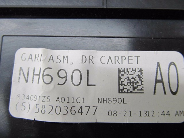 2014-2016 ACURA MDX OEM LEFT DRIVER SIDE CENTER CONSOLE CARPET TRIM LINER