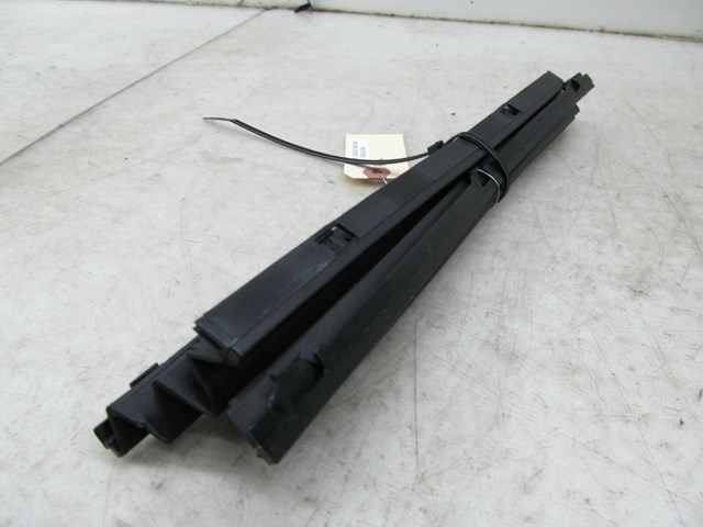 2004-2009 LEXUS RX350 RX330 OEM SUNROOF DUST STRIP PARE 