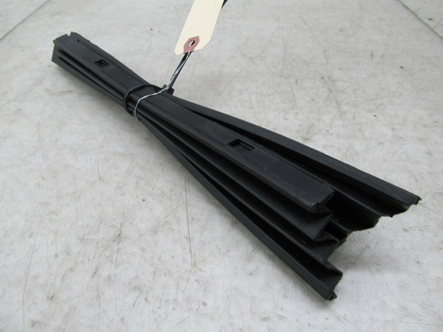 2004-2009 LEXUS RX350 RX330 OEM SUNROOF DUST STRIP PARE 