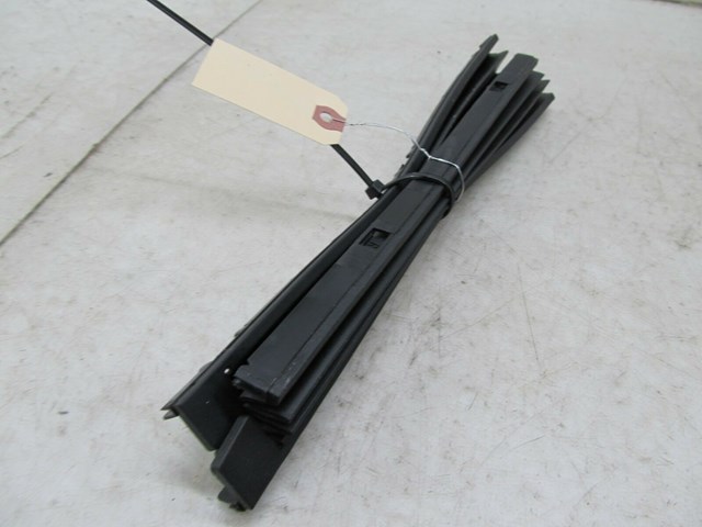 2004-2009 LEXUS RX350 RX330 OEM SUNROOF DUST STRIP PARE 