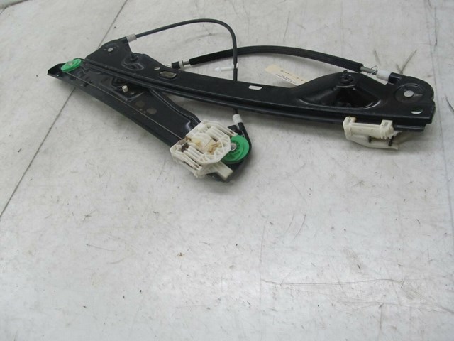 2007-2010 BMW 328xi E90 OEM RIGHT FRONT DOOR WINDOW REGULATOR C0341690146