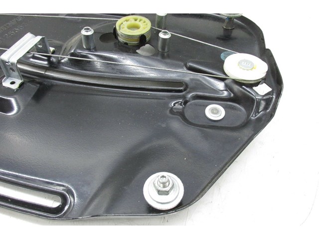 2006-2013 VOLVO C70 T5 OEM CONVERTIBLE RIGHT REAR QUARTER  WINDOW REGULATOR