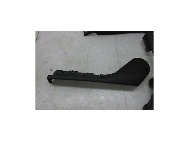 2004-2007 INFINITI QX56 OEM LEFT FRONT DRIVER SIDE BOTTOM SEAT TRIMS