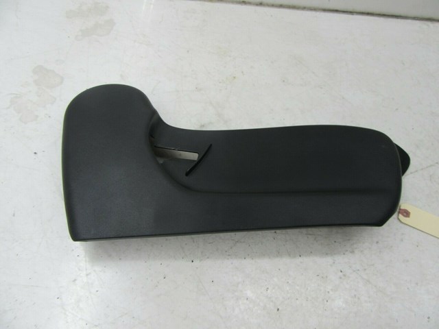 2013-2018 NISSAN SENTRA SV OEM LEFT FRONT DRIVER SIDE LOWER SEAT TRIM
