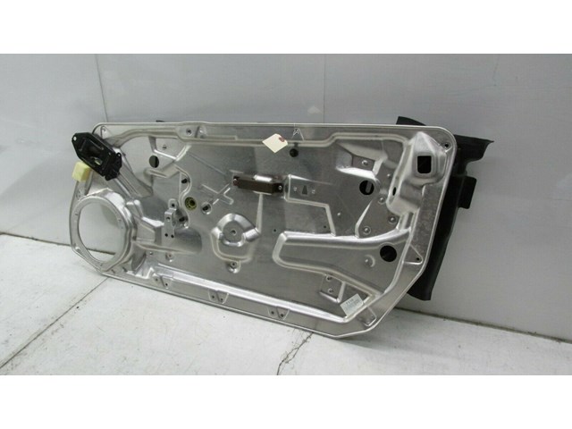 2012-2015 MERCEDES C250 COUPE W204 OEM RIGHT PASSENGER DOOR WINDOW REGULATOR