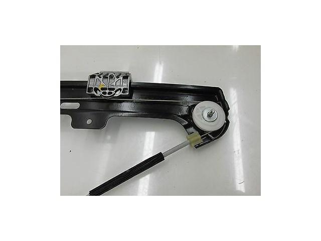  2008-2010 BMW 528xi 535i E60 OEM LEFT FRONT DRIVERS DOOR WINDOW REGULATOR TRACK