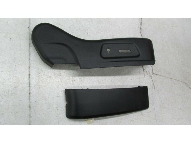   2014-2016 KIA CADENZA OEM RIGHT FRONT PASSENGER LOWER SEAT TRIM COVER PANELS 