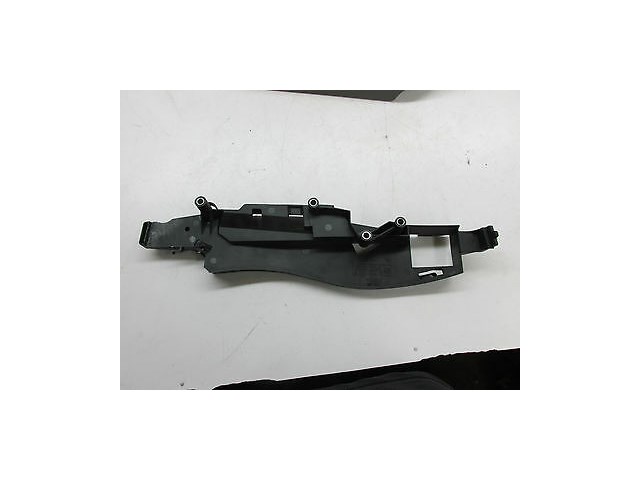 2004-2006 BMW X3 E83 OEM RIGHT FRONT PASSENGERS SIDE SEAT TRIM