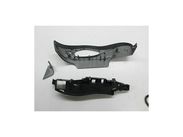 2004-2006 BMW X3 E83 OEM RIGHT FRONT PASSENGERS SIDE SEAT TRIM