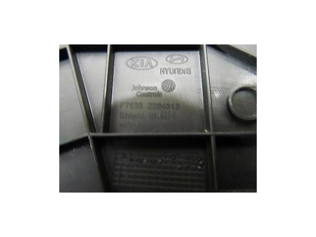 2011-2014 KIA OPTIMA SX OEM RIGHT FRONT PASSENGER SIDE SEAT TRIM SHIELD PANEL