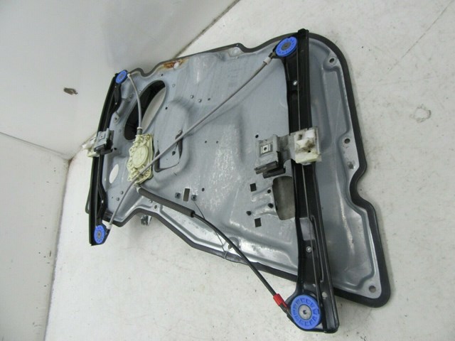 2010-2012 LINCOLN MKZ OEM RIGHT FRONT PASSENGER SIDE DOOR WINDOW REGULATOR 