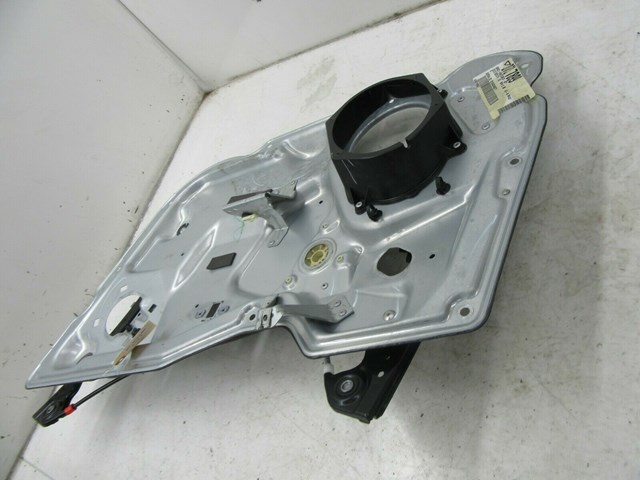 2010-2012 LINCOLN MKZ OEM RIGHT FRONT PASSENGER SIDE DOOR WINDOW REGULATOR 