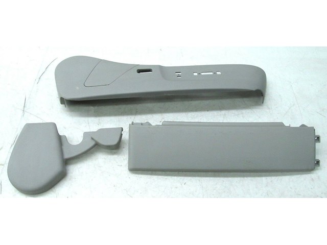 2007-2011 LEXUS GS350 OEM RIGHT FRONT PASSENGER SIDE LOWER SEAT TRIM COVER SET 