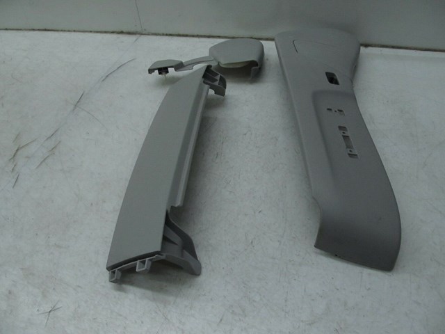 2007-2011 LEXUS GS350 OEM RIGHT FRONT PASSENGER SIDE LOWER SEAT TRIM COVER SET 