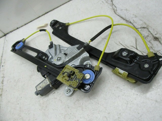 2013-2017 CADILLAC XTS OEM RIGHT FRONT PASS SIDE WINDOW REGULATOR WITH MOTOR