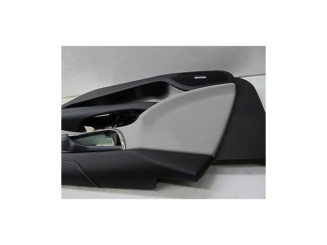 2013-2016 CADILLAC ATS OEM RIGHT FRONT PASSENGER INTERIOR DOOR PANEL TRIM