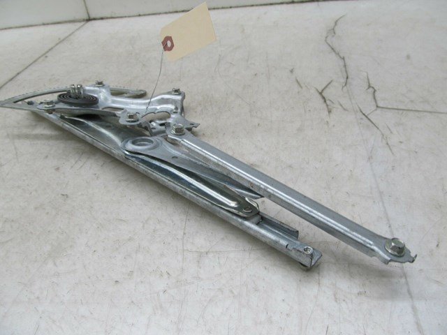 2004-2009 LEXUS RX350 RX330 OEM RIGHT FRONT WINDOW REGULATOR 