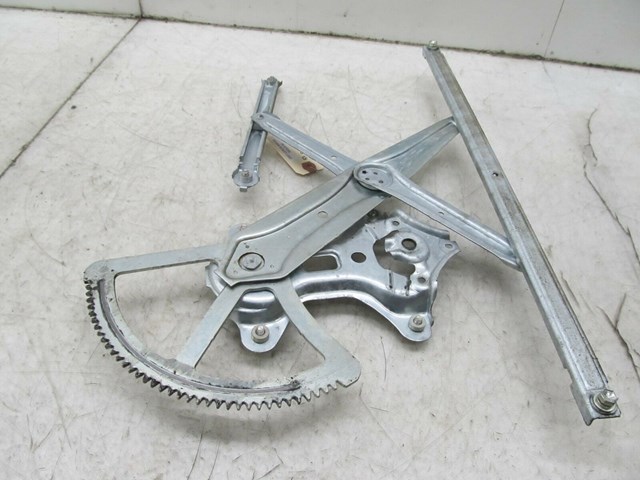 2004-2009 LEXUS RX350 RX330 OEM RIGHT FRONT WINDOW REGULATOR 