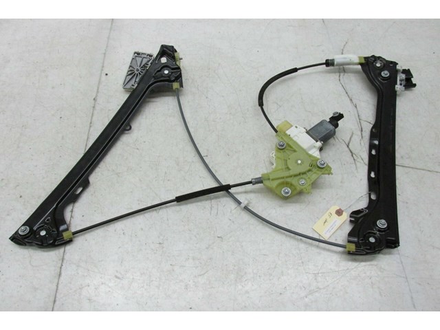  2009-2013 BMW 328i E93 LCI OEM RIGHT PASSENGER DOOR WINDOW REGULATOR W/ MOTOR 