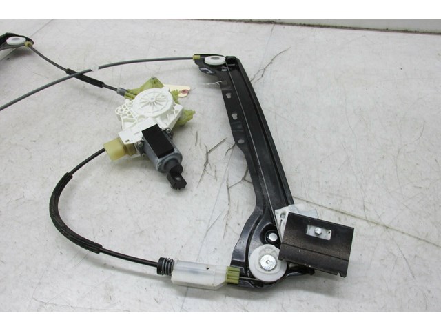  2009-2013 BMW 328i E93 LCI OEM RIGHT PASSENGER DOOR WINDOW REGULATOR W/ MOTOR 