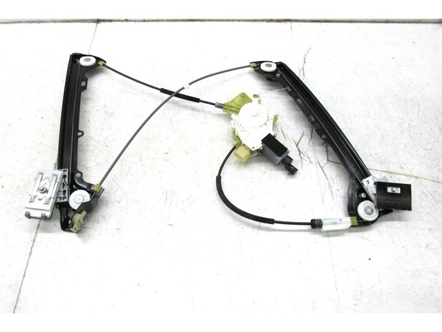  2009-2013 BMW 328i E93 LCI OEM RIGHT PASSENGER DOOR WINDOW REGULATOR W/ MOTOR 