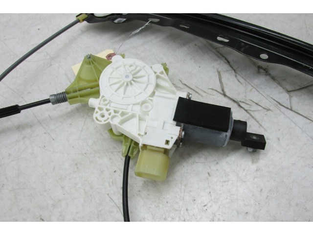  2009-2013 BMW 328i E93 LCI OEM RIGHT PASSENGER DOOR WINDOW REGULATOR W/ MOTOR 