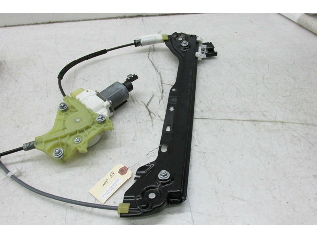  2009-2013 BMW 328i E93 LCI OEM RIGHT PASSENGER DOOR WINDOW REGULATOR W/ MOTOR 