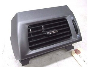 2011-2013 HONDA ODYSSEY OEM LEFT FRONT DASH AIR VENT WITH TRIM DRIVER SIDE