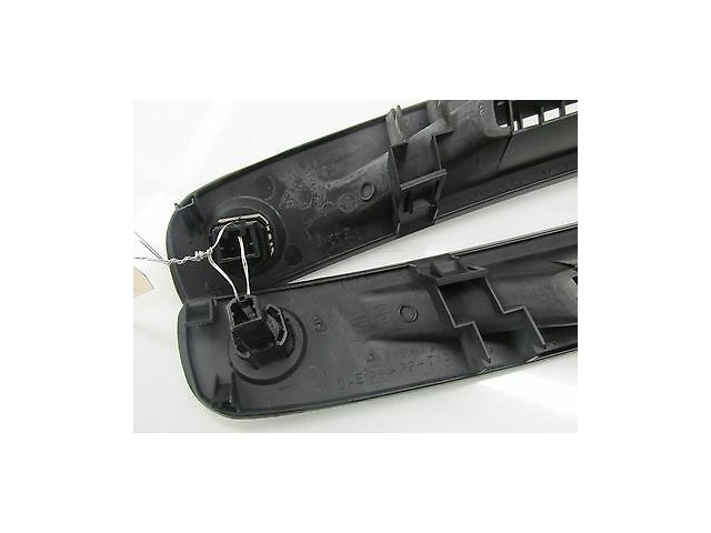 2005-2007 INFINITI G35 COUPE FRONT DASH WINDSHIELD AIR VENTS W/ SENSORS BLACK