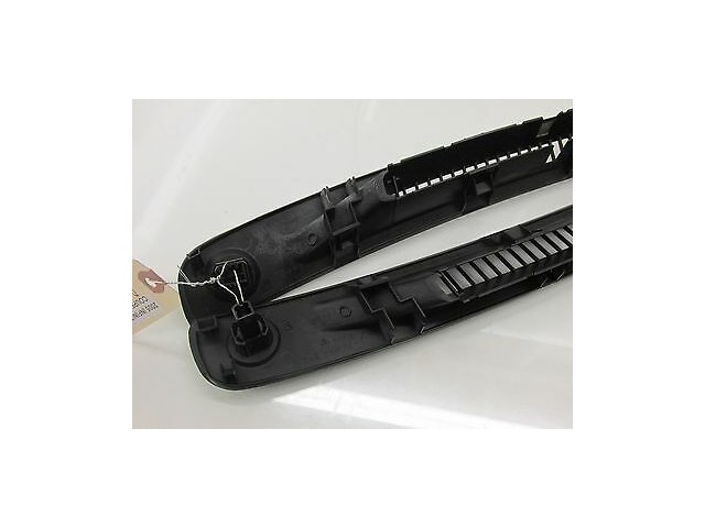 2005-2007 INFINITI G35 COUPE FRONT DASH WINDSHIELD AIR VENTS W/ SENSORS BLACK