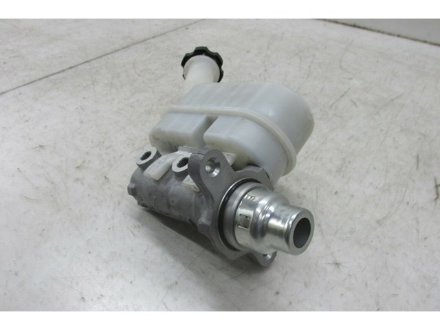 2013-2017 CHEVY TRAVERSE OEM FRONT BRAKE MASTER CYLINDER 