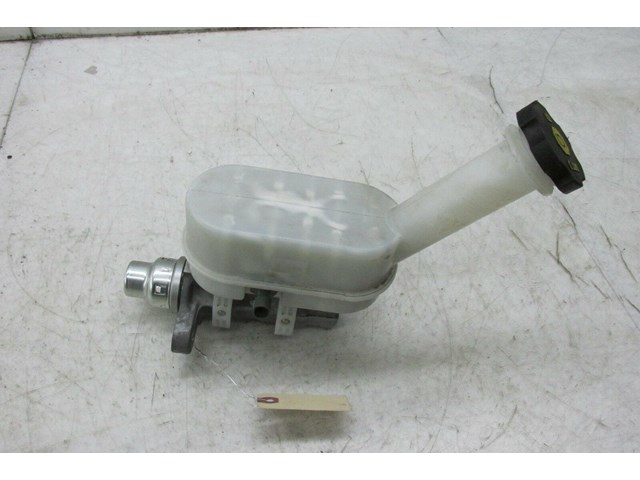 2013-2017 CHEVY TRAVERSE OEM FRONT BRAKE MASTER CYLINDER 