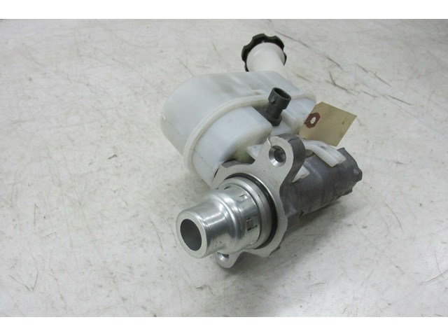 2013-2017 CHEVY TRAVERSE OEM FRONT BRAKE MASTER CYLINDER 